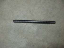 CYLINDER HEAD STUD