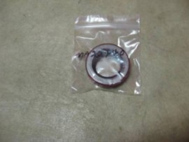 STEERING WORM OIL SEAL